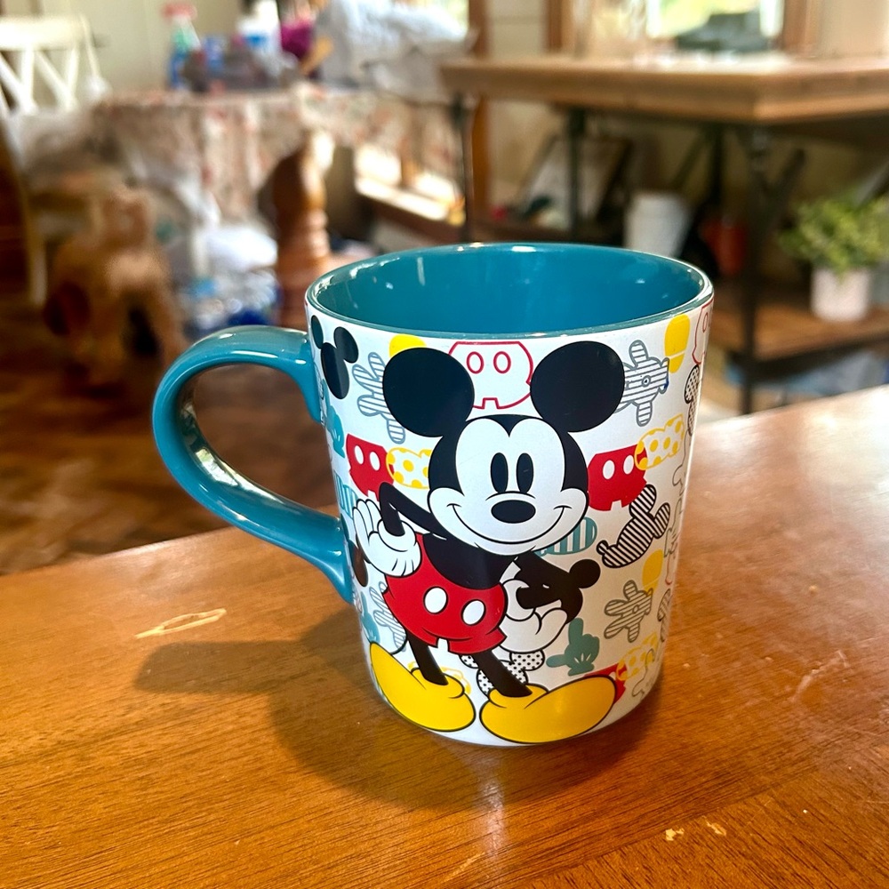 Walt Disney World Authentic in park Mickey Coffee mug